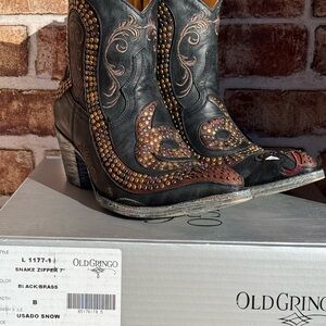 Old Gringo Black and Brass Snake zipper 8.5